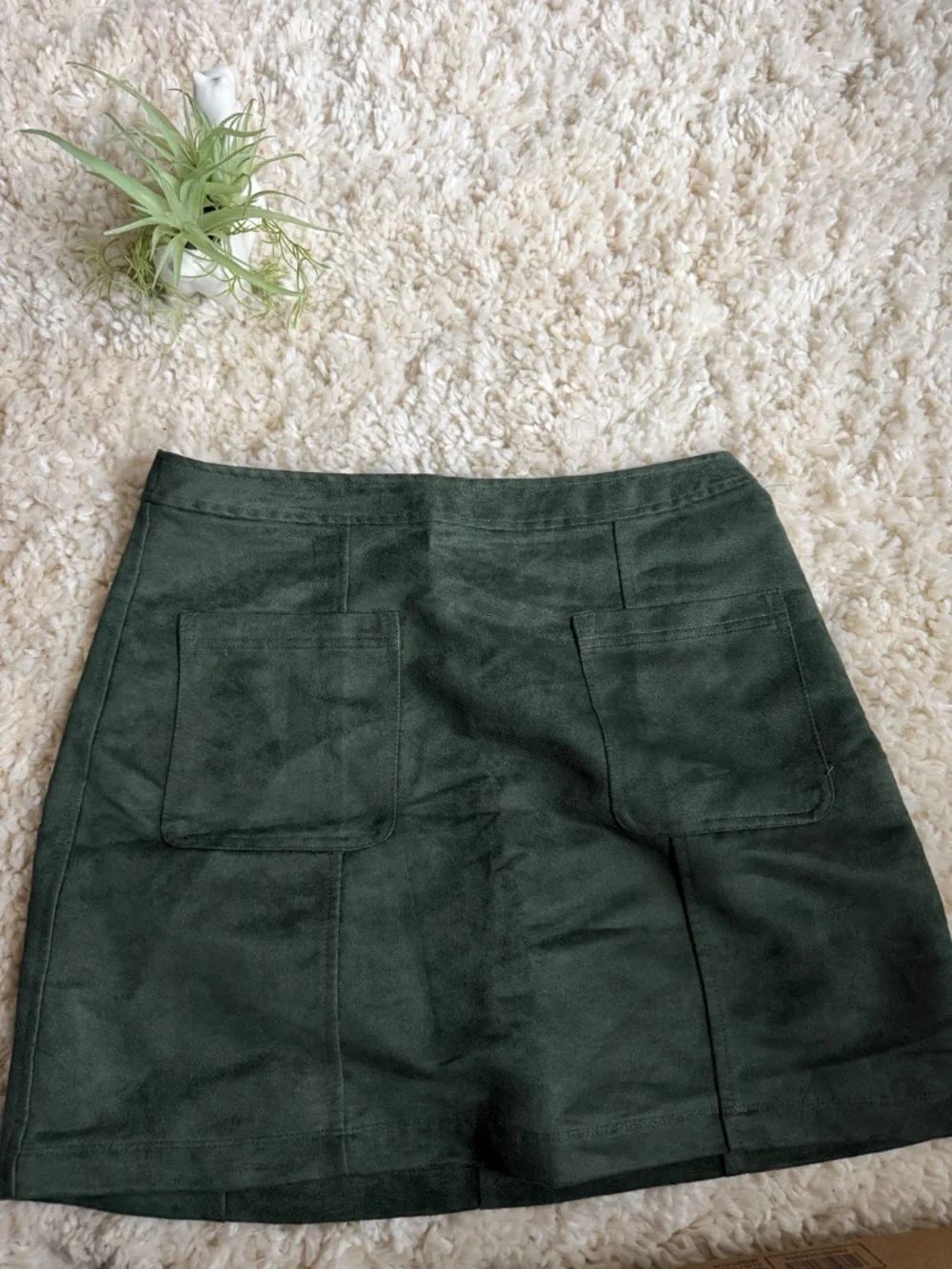 Soft faux suede Old Navy Forest Green Faux Suede Front-Zip A-Line Mini Skirt wit